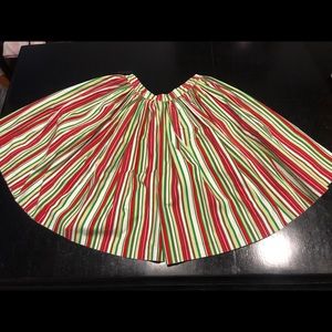 MEDIUM EUC Pinupgirl Christmas Candy stripe skirt 30” waist (firm) 23” long.